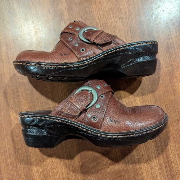 Brown and Black Leather Mules with Decorative Strap - Picture 1 of 12